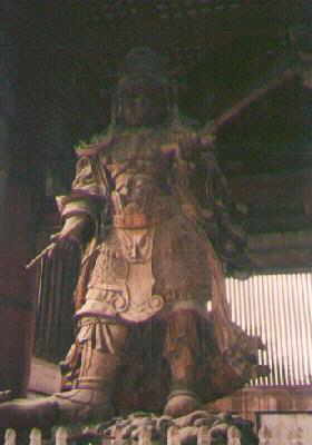 daibutsuden-statue2.jpg