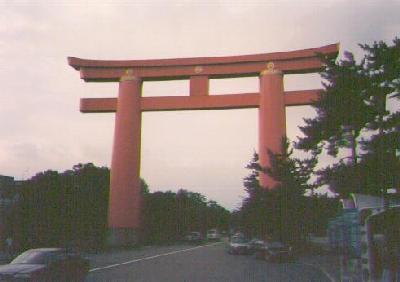 kyoto-torii.jpg