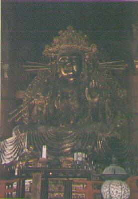 daibutsuden-statue1.jpg