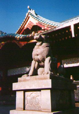 ochanomizu-shrine-komainu-hitori.jpg