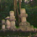 philosopher's-path-graves.jpg